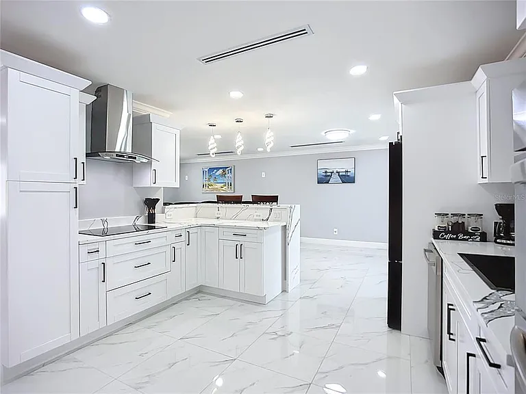 6531 Santiago Ct — Photo 17