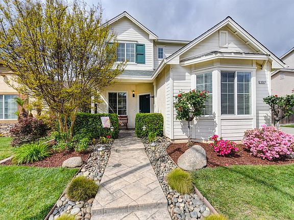2nd image of 5527 Portico Dr