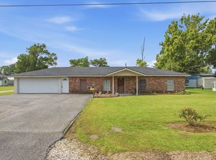 205 Vickie Ln, Lake Charles, LA 70611