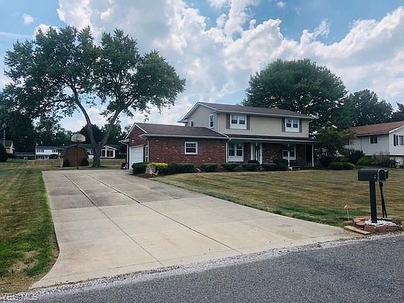 2nd image of 1008 El Dorado Dr