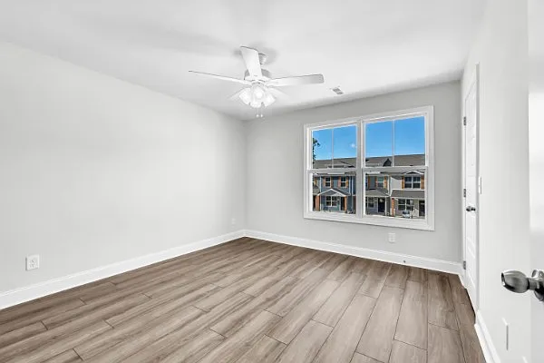 209 Limestone Point Dr — Photo 10