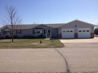 510 1st St N, Terril, IA 51364