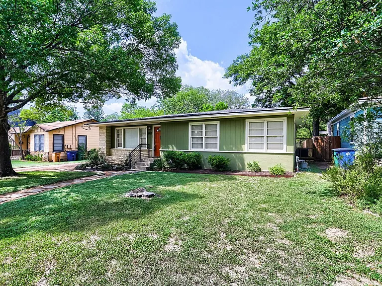 1402 Cullen Ave — Photo 25