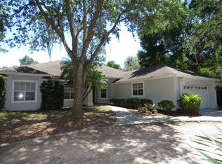 295 N Jungle Rd, Geneva, FL 32732