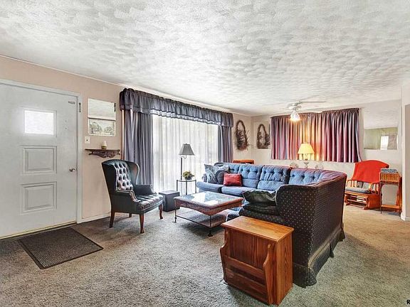 Bay Window for lots of light