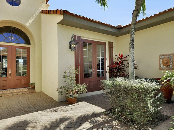 5th image of 4903 SW 13th Ave
