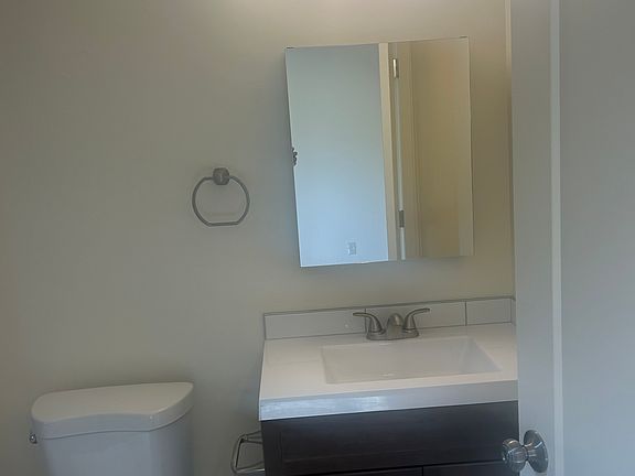 2nd image of 619 Harriet Ave