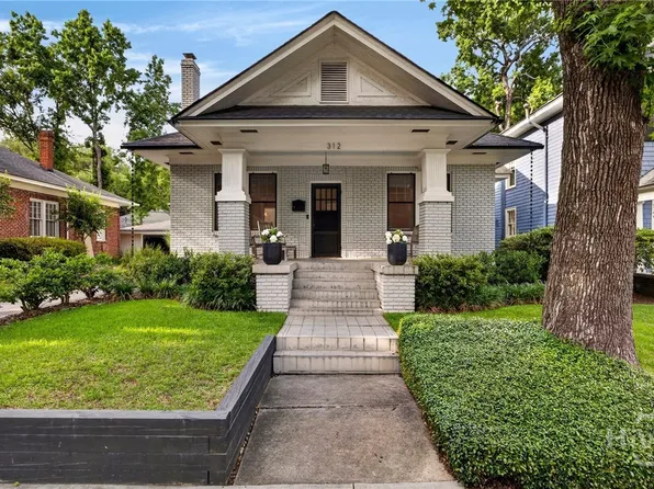 312 E 48th Street, Savannah, GA 31405