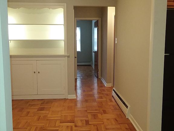 3rd image of 1227 Drexel Ave APT B