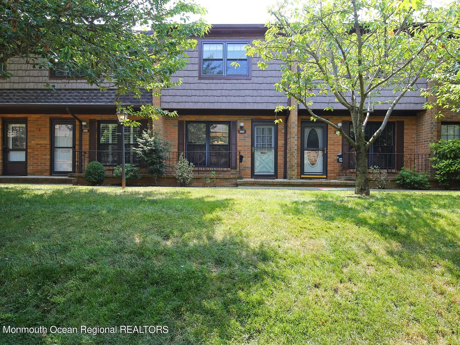 321 Spring St — Photo 3
