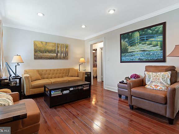 5th image of 2911 Adams Pl