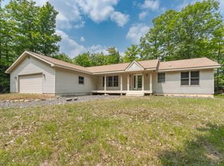 3366 Ridge Ln, Eagle River, WI 54521