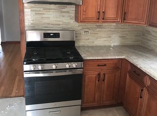 1912 Grove Ave APT 1, Berwyn, IL 60402