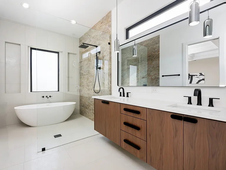 13701 Montview Dr — Photo 5