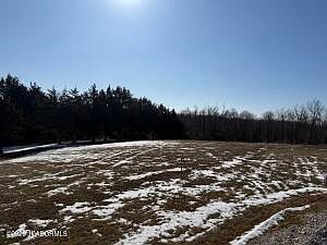 2nd image of 305 W Hillcrest Ave Lot 1