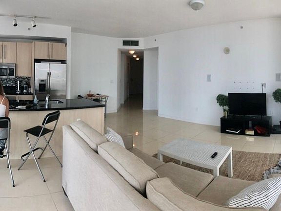 5th image of 1111 SW 1st Ave APT 3419-N