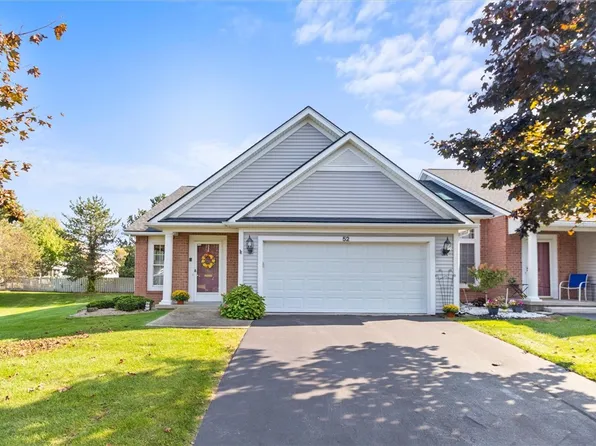 52 Amberwood Pl, Rochester, NY 14626