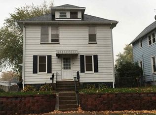 1808 9th St, Moline, IL 61265