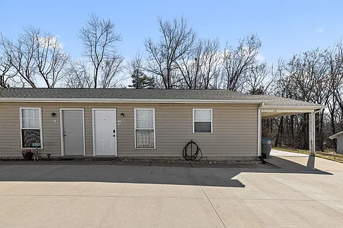 112 W Saint Joseph Ave Photo 1