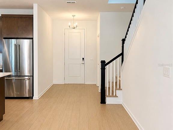 3rd image of 1741 CROWNCREST DRIVE