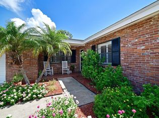 5712 9th Avenue Dr W, Bradenton, FL 34209