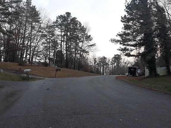 5th image of 27374 Birch Manor Cir