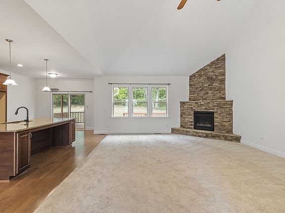 5th image of 7033 Rex Rd