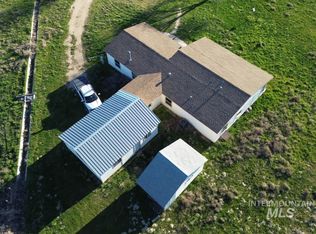 27120 Lon Davis Rd, Parma, ID 83660