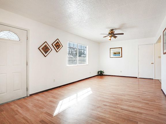 4-Living-Dining Room