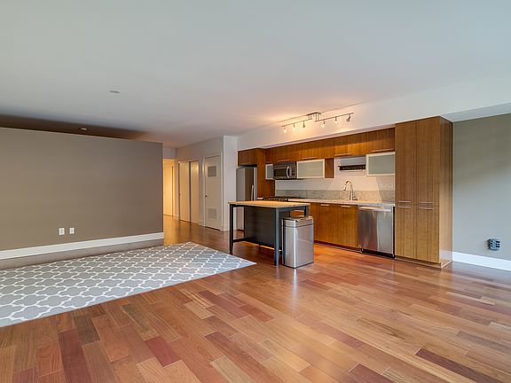 5th image of 2911 2nd Ave Unit 318