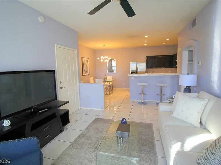 2201 Ramsgate Dr #416 — Photo 6
