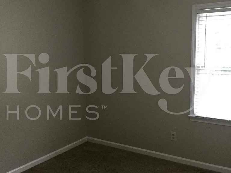 1775 Independence Dr — Photo 12