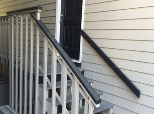 19501 80th Ave W APT B, Edmonds, WA 98026