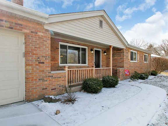 3rd image of 108 Castanea Dr