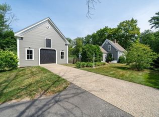 190 Mountain Ave, Pembroke, MA 02359