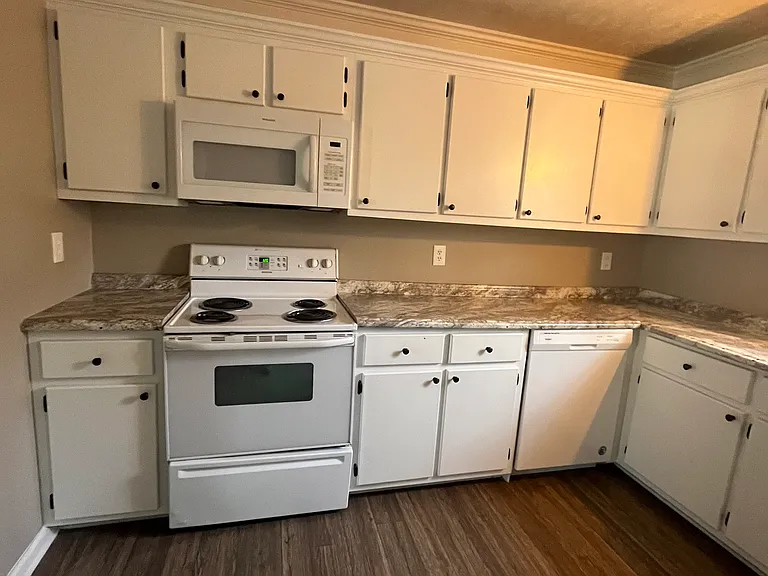 420 Brackinhouse Pl #420 — Photo 9