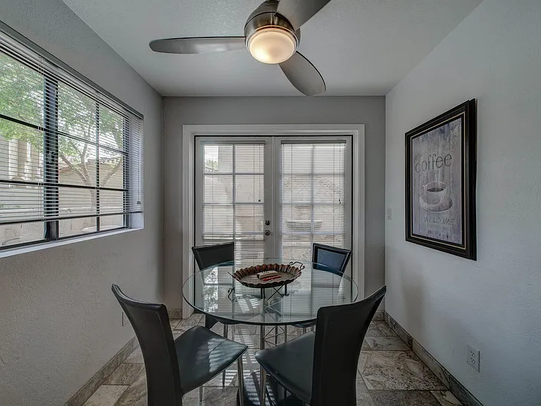 6141 N 28th Pl — Photo 13