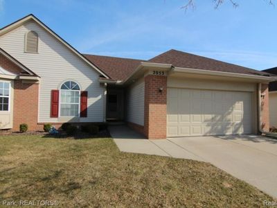 2053 Maplehurst Dr #1, Commerce Township, MI, 48390