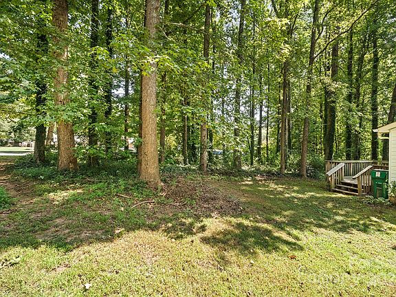 4th image of 6840 Honey Hurst Ln