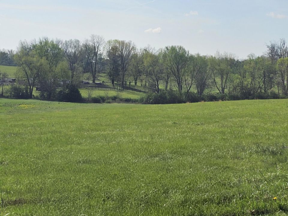 1st image of 4000 Talon Way #1