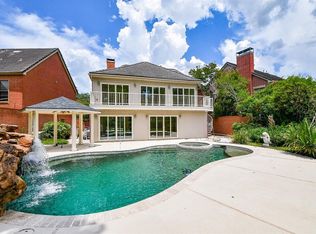 53 Foxhall Crescent Dr, Sugar Land, TX 77479