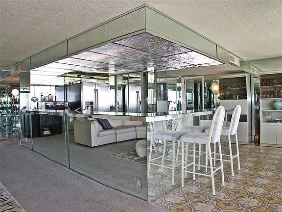 5th image of 3111 Bel Air Dr Unit 21E