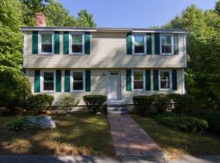 36 Shannon Rd, Hampstead, NH 03841