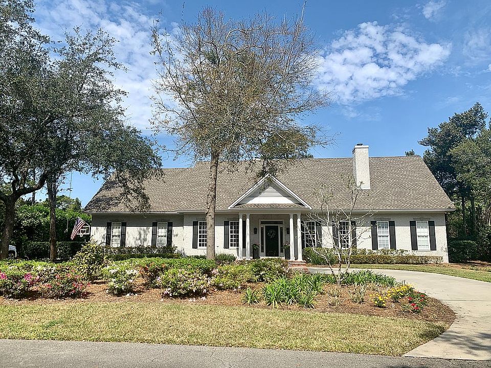 1st image of 102 Westchester