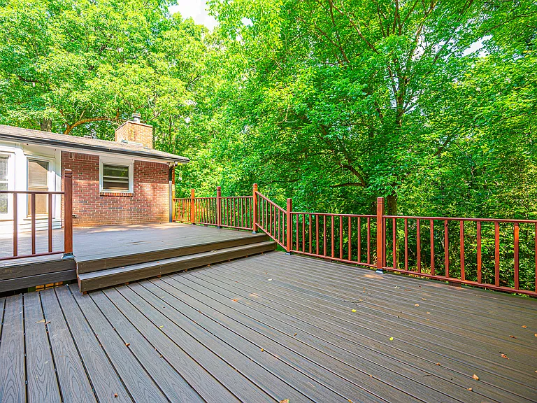 520 Arnold Rd — Photo 40