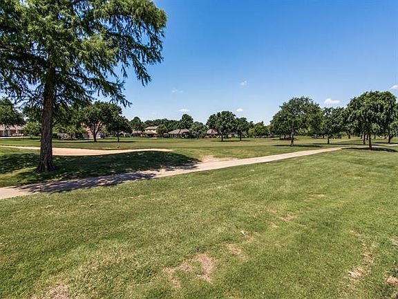 3rd image of 3232 Brookhaven Club Dr