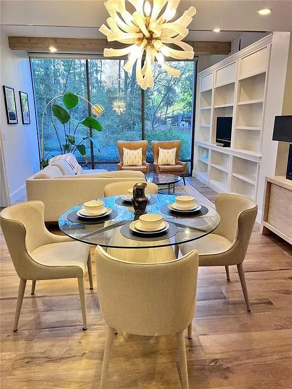 1 bed, 1.0 bath, 1255 sqft, $2,600 — Photo 3