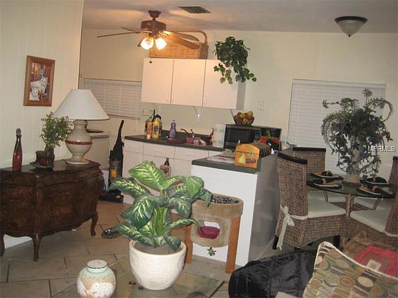 5th image of 3013 E Waters Ave