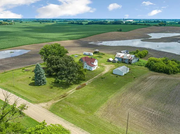 10401 SW 62nd Ave, Ellendale, MN 56026