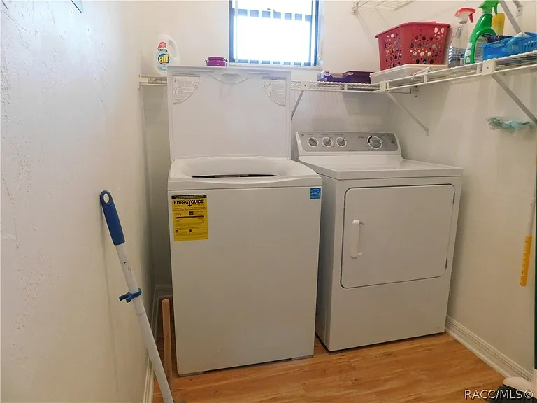 741 E Hartford St #1A — Photo 9